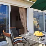 Terrace Apartments, Near The Park Apartamento Tirana