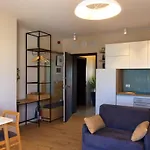 Terrace Apartments, Near The Park Apartamento