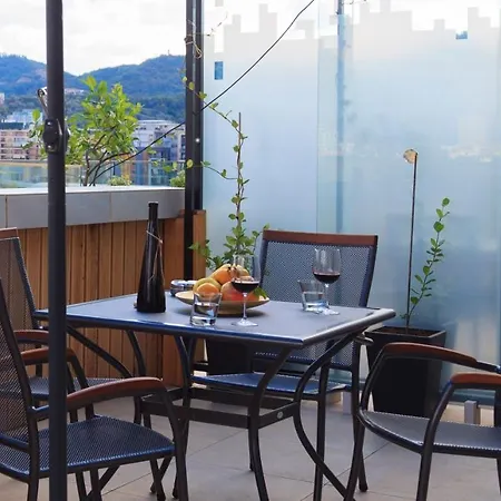 Terrace Apartments, Near The Park * 地拉那