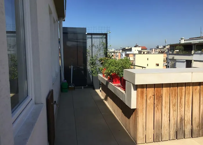 Terrace Apartments, Near The Park 公寓