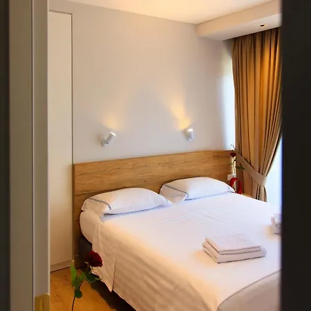 Terrace Apartments, Near The Park * Тирана