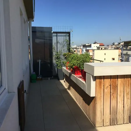 Terrace Apartments, Near The Park Lejlighed