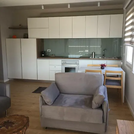 Διαμέρισμα Terrace Apartments, Near The Park *