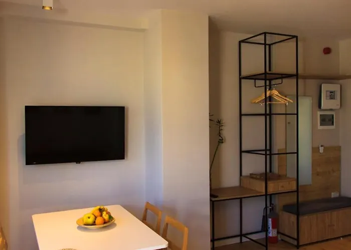 דירה Terrace Apartments, Near The Park