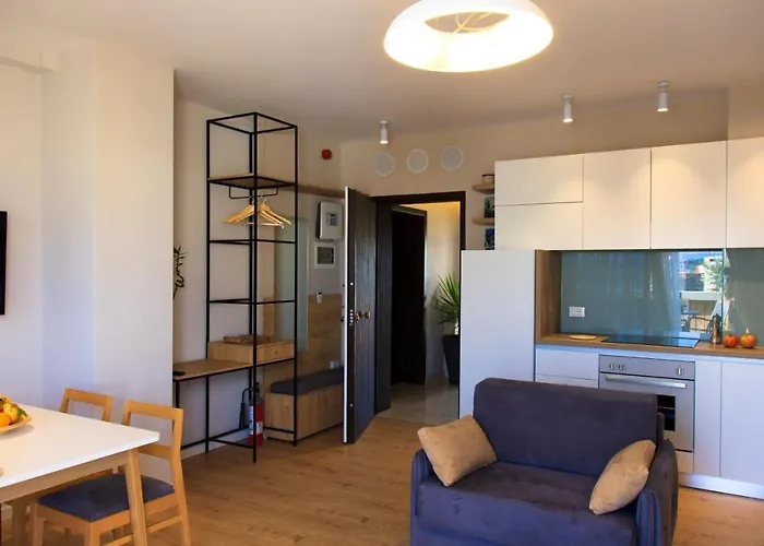 Terrace Apartments, Near The Park Appartamento